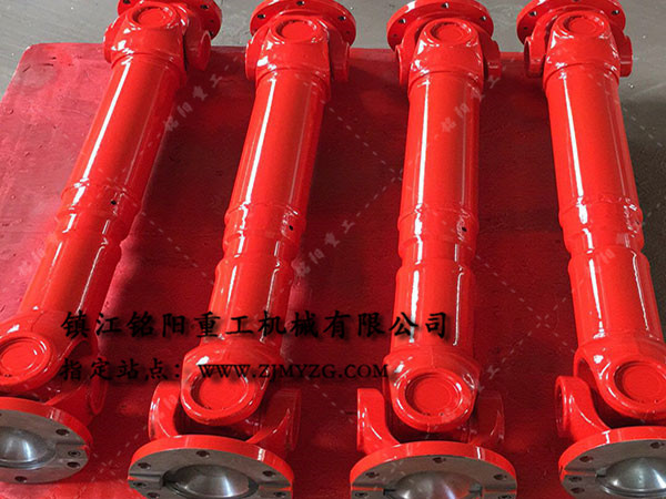 新式整體叉頭式萬向聯軸器是冶金、軋鋼等機械設備的優(yōu)選傳動件-萬向聯軸器